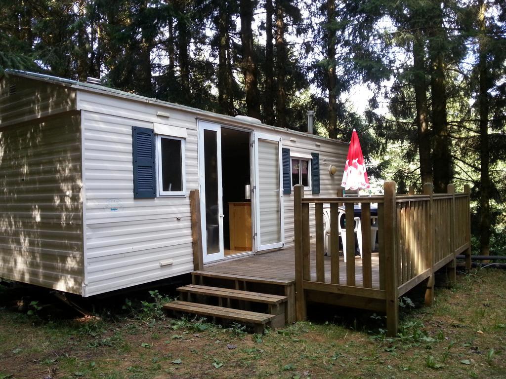 Camping De Flechat Hotel Orcival Eksteriør billede