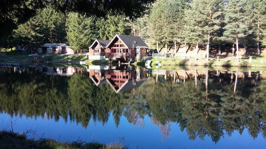 Camping De Flechat Hotel Orcival Eksteriør billede