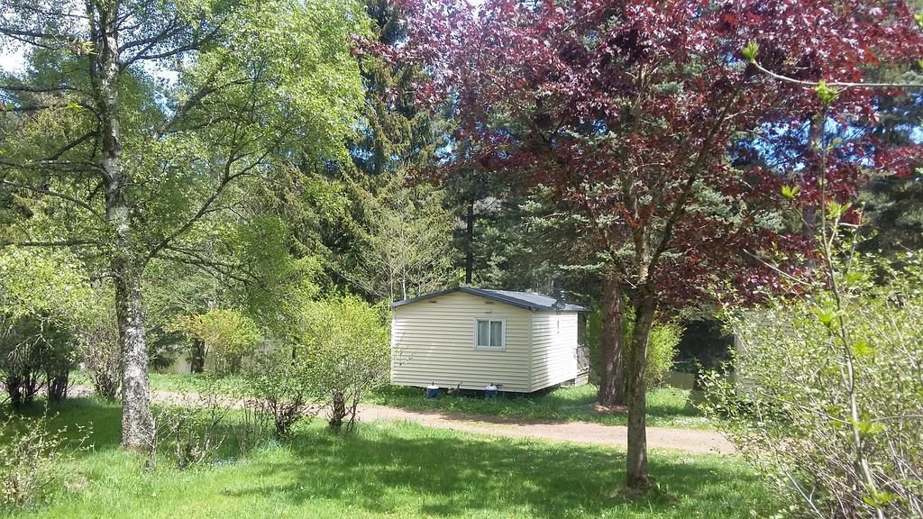 Camping De Flechat Hotel Orcival Eksteriør billede