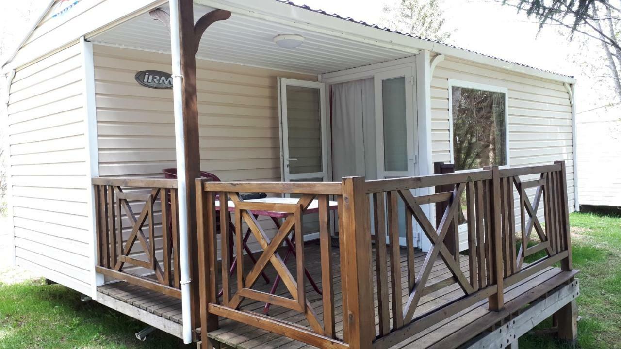 Camping De Flechat Hotel Orcival Eksteriør billede